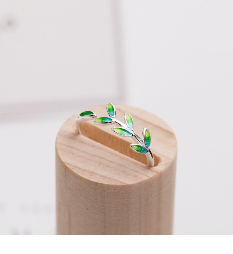 Green Leaf Ring