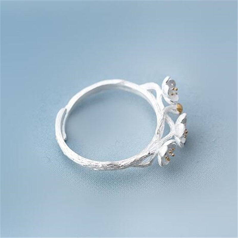 Daisy Flower Ring