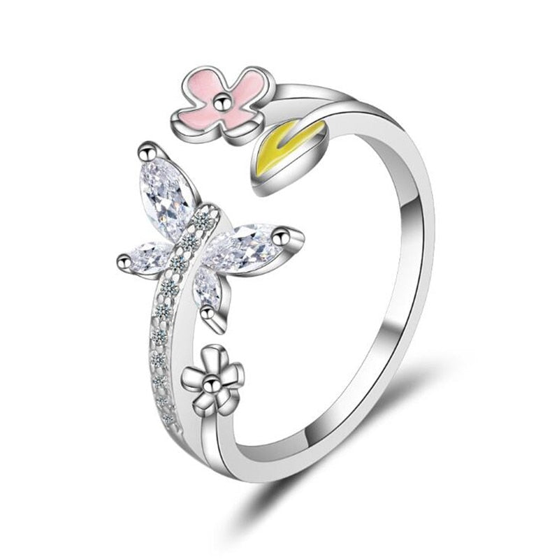 Dragonfly with Flower Ring