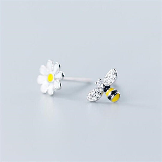 Sun Flower and Bee Earring