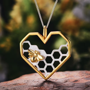 Bee with Beehive Set